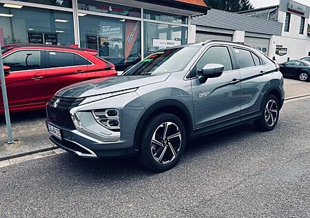 Mitsubishi Eclipse Cross Plus Select