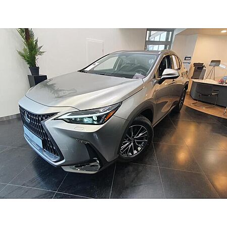 Lexus NX leasen