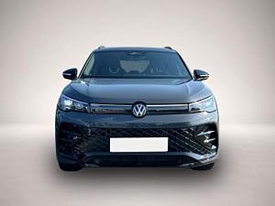 Volkswagen Tiguan R-Line 4Motion TDI DSG|AHK|PANO|BLACK STY