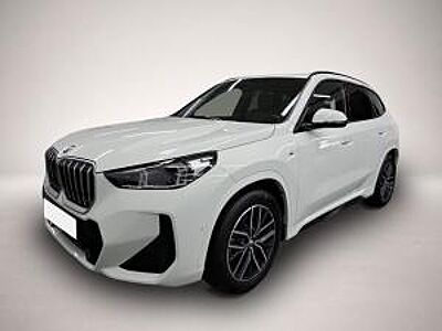 BMW X1 sDrive20i Aut. M Sportpaket NAVI RFK PANO LED
