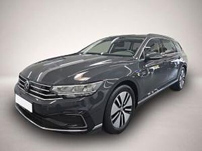 Volkswagen Passat Variant GTE NAVI LED ACC SHZ RFK PDC ALU