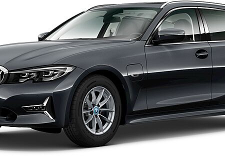 BMW 330e xDrive Touring