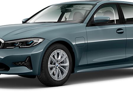 BMW 330e Touring