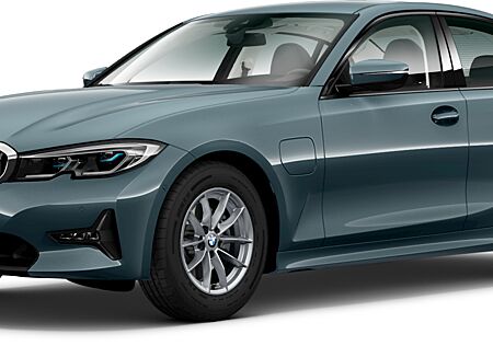 BMW 330e Limousine