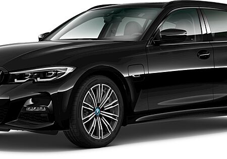 BMW 330e Touring