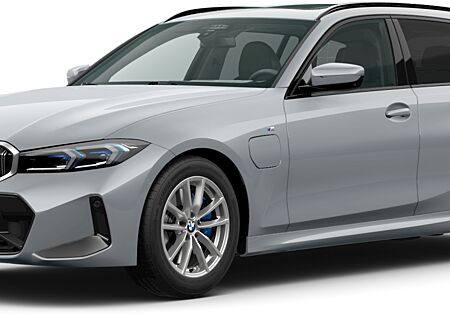 BMW 330e xDrive Touring