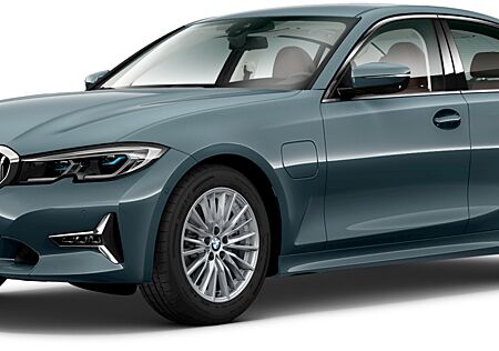 BMW 330e xDrive Limousine