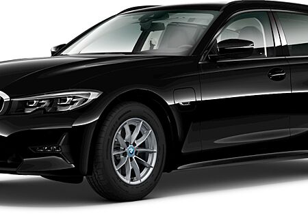 BMW 330e Touring