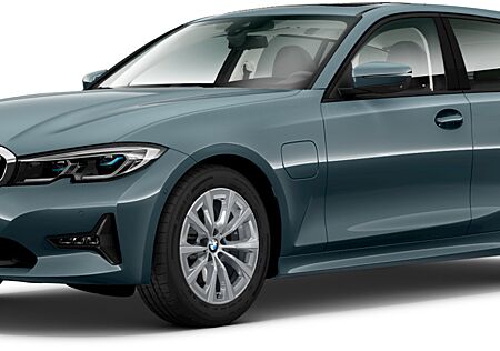 BMW 330e Touring