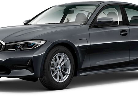 BMW 330e Limousine