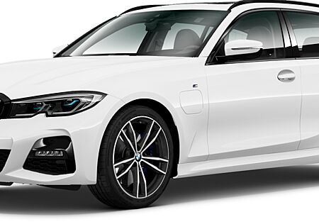 BMW 330e xDrive Touring