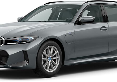 BMW 330e xDrive Touring