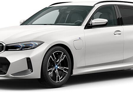 BMW 330e Touring