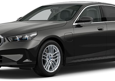 BMW 530e Limousine