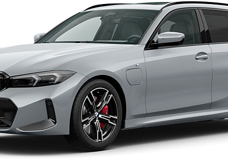 BMW 330e xDrive Touring