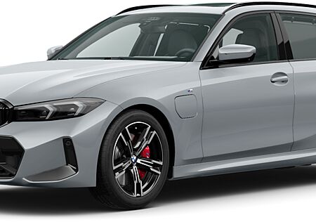 BMW 330e xDrive Touring