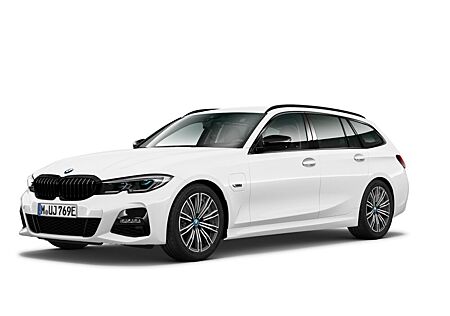 BMW 330e xDrive Touring