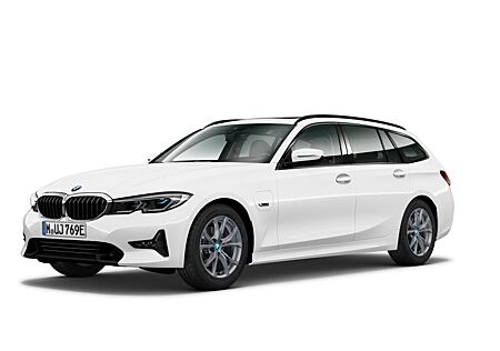 BMW 330e xDrive Touring