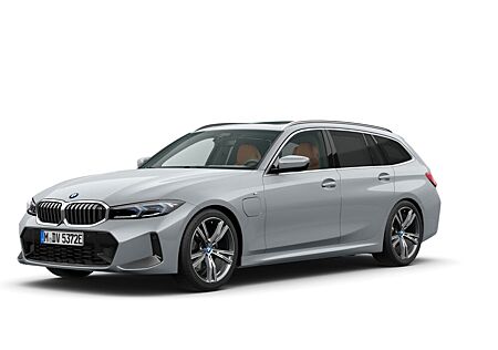 BMW 330e xDrive Touring