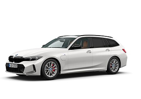 BMW 330e xDrive Touring Hybrid