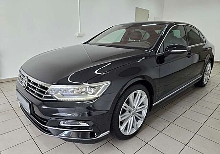VW Passat Volkswagen Lim. 2.0 TDI Highline R Line LED Dynaudio