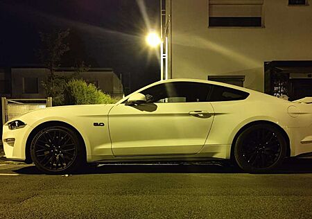Ford Mustang Fastback GT 5.0 V8 Aut. Garantie 08/27