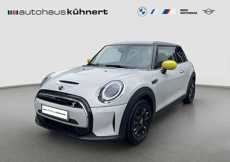 Mini Cooper SE Sportsitze Wärmepumpe Navi Apple