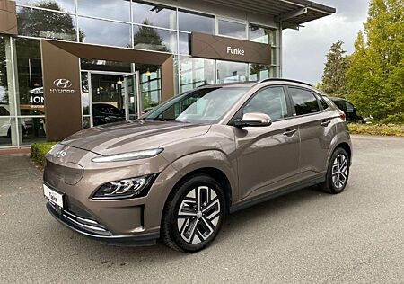 Hyundai Kona Prime 64KW AT 2WD HUD el. Schiebedach Navi Leder S