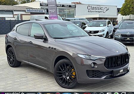 Maserati Levante Diesel/MATRIX/PANO/LUFT/21"/RFK/LEDER