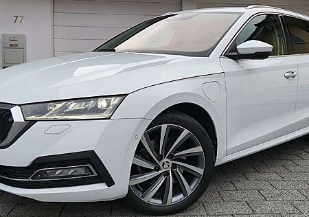 Skoda Octavia Style iV MATRIX KAM ACC CANTON HeadUp 18