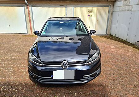 VW Golf Volkswagen 1.6 TDI SCR Join