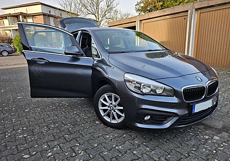 BMW 220i 220 Active Tourer Advantage