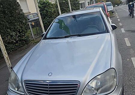 Mercedes-Benz S 320