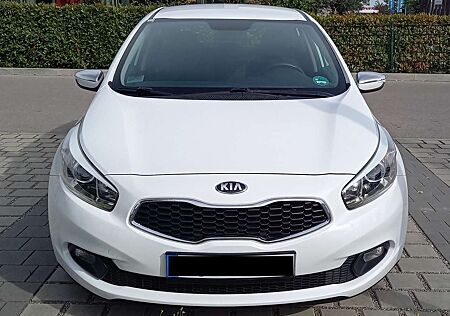 Kia Cee'd Ceed / Ceed 1.4 CVVT