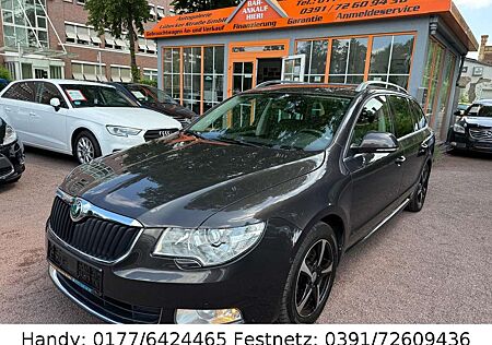 Skoda Superb 1.6 TDI Combi/XENON/4xSHZ/PDC/ALU/AHK/TOP