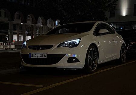 Opel Astra J GTC OPC Line + Maxton Design Kit