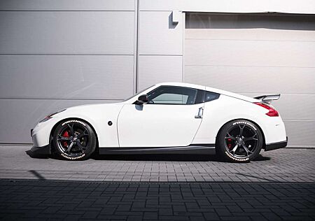Nissan 370Z Nismo-INVIDIA V1-Shortshifter-dt. Auto