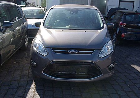 Ford C-Max Titanium