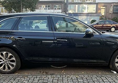 Audi A4 Avant 35 TDI S tronic design