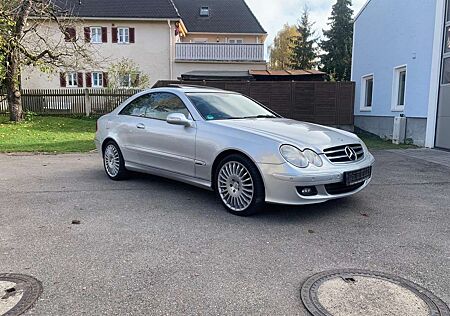 Mercedes-Benz CLK 320 CDI (209.320)