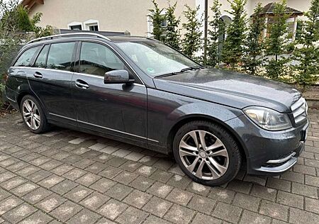 Mercedes-Benz C 220 T CDI DPF (BlueEFFICIENCY) 7G-TRONIC Avantga