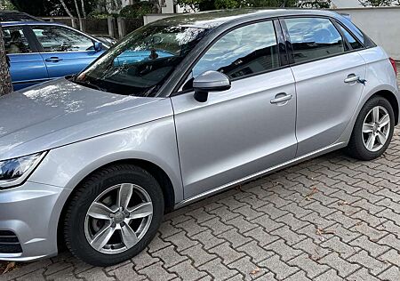 Audi A1 1.0 TFSI ultra Sportback S tronic