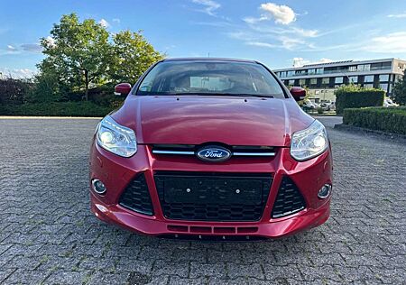 Ford Focus Titanium 1,6 EcoBoostTitanium