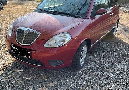 Lancia Ypsilon Y 1.4 16v Oro