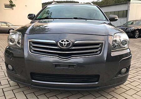 Toyota Avensis 2.0 D-4D Combi