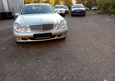 Mercedes-Benz E 500 4Matic (211.083)