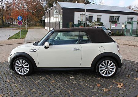 Mini Cooper S Cabrio Highgate/Leder/Xenon/Alu/108Tkm.