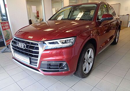 Audi Q5 quattro / LED / NAVI / LEDER /