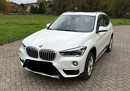 BMW X1 xDrive18d Modell xLine