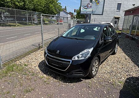 Peugeot 208 Peugoet 1.2 Active Insp/Zahnriemen/Tüv Neu